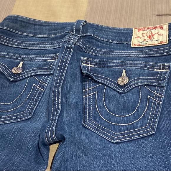True Religion blue Jean with boot cut, size 29 - Picture 3 of 5